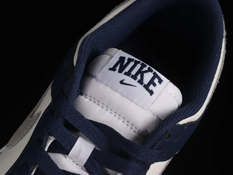 All categories Nk SB Dunk series Nk SB Dunk Low low-top sneakers Nk Dunk Low "Midnight Navy" blue and white SB low-top sports and leisure sneakers FD9749-400